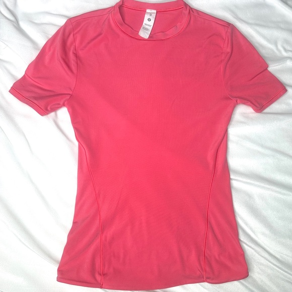 Lululemon Wundermost Ultra-Soft Nulu Hip-Length Crewneck Shirt in Lipgloss - Picture 4 of 14